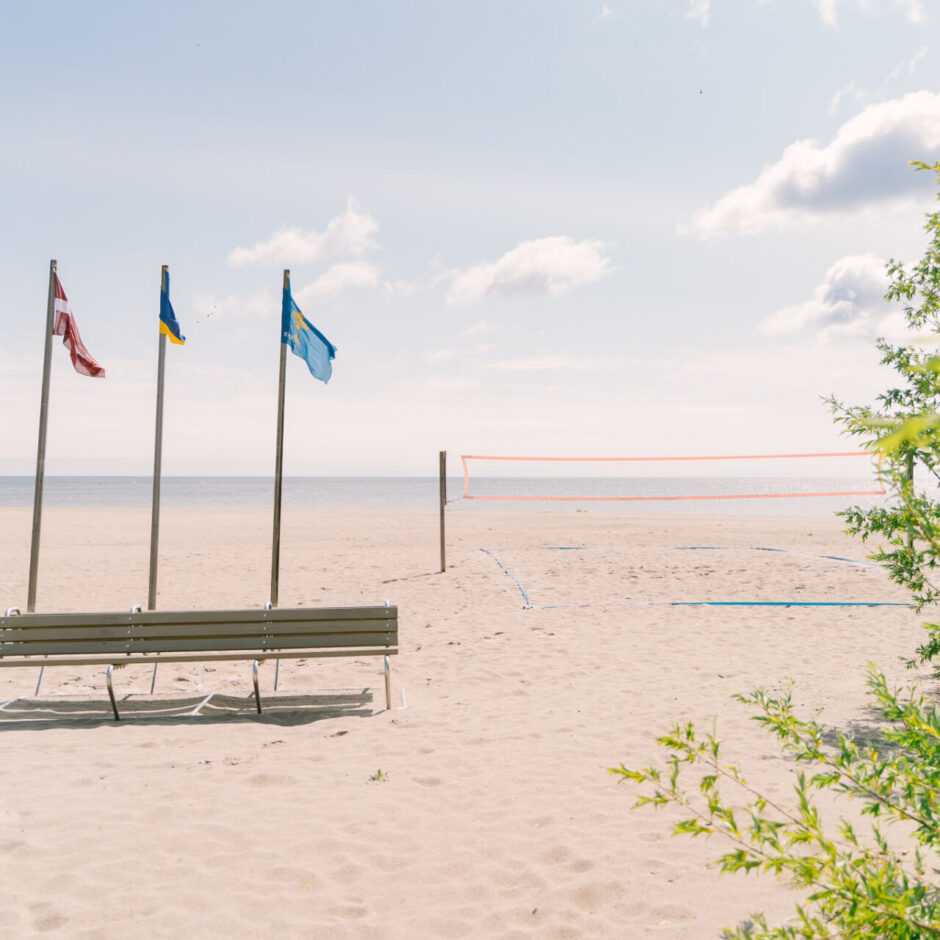 Engures pludmales volejbola laukumi